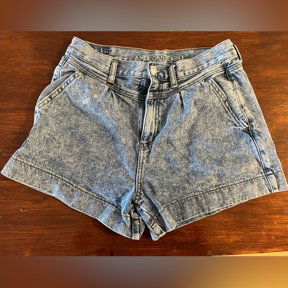 American Eagle denim shorts- ONLY WORN TWICE